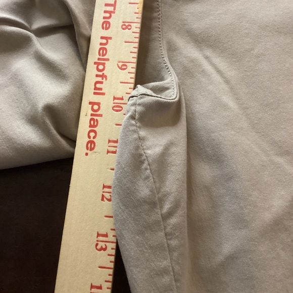 Kim Rogers Tan Capris - Picture 9 of 13